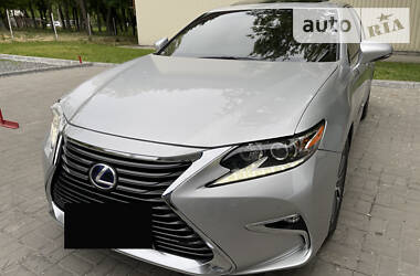 Седан Lexus ES 2015 в Днепре