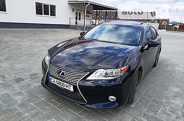 Седан Lexus ES 2013 в Черкасах