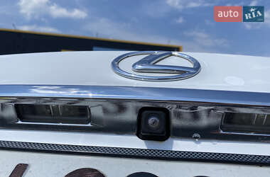 Седан Lexus ES 2014 в Києві