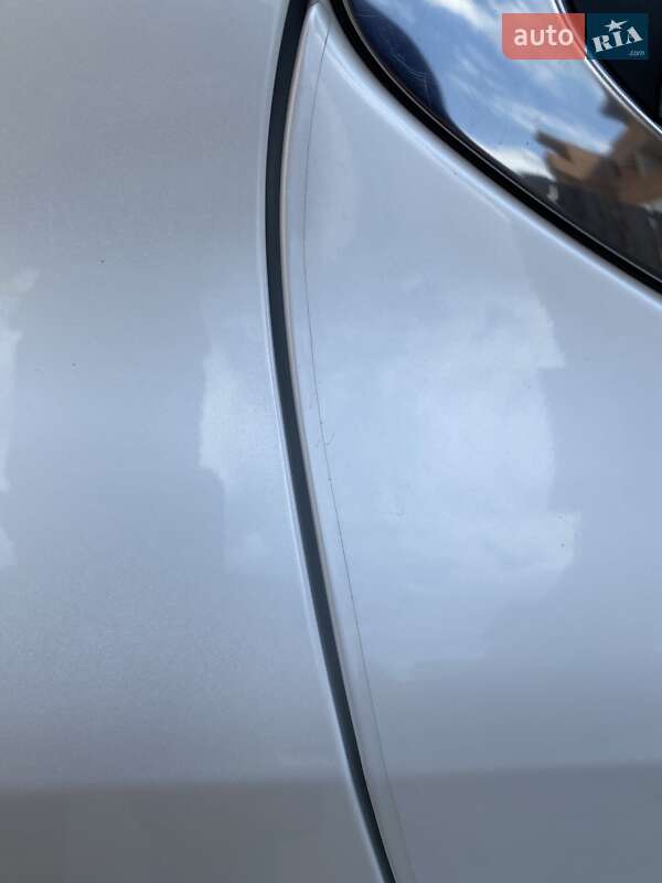 Седан Lexus ES 2014 в Киеве фото 23 Седан Lexus ES 2014 в Киеве