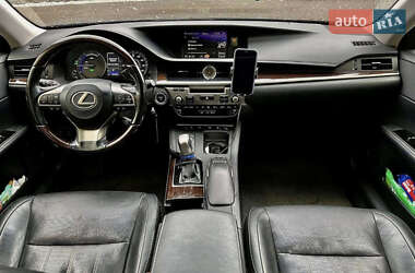 Седан Lexus ES 2017 в Одесі