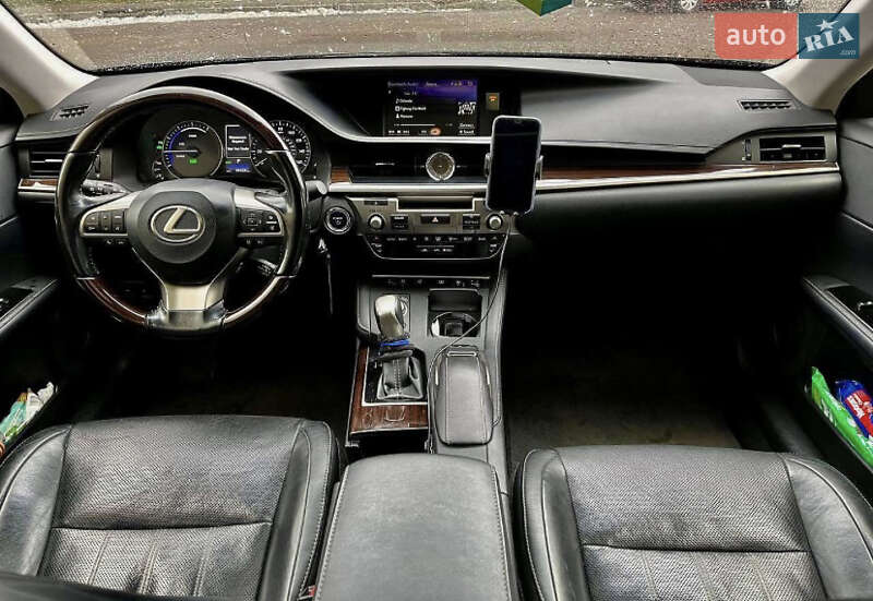 Седан Lexus ES 2017 в Одессе