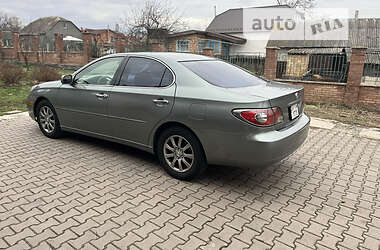 Седан Lexus ES 2002 в Киеве