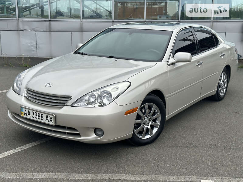 Седан Lexus ES 2002 в Киеве