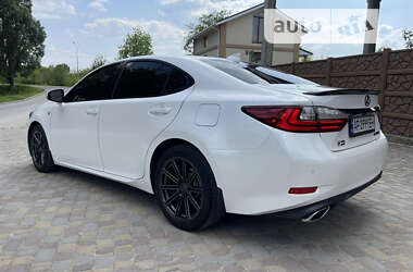 Седан Lexus ES 2017 в Запорожье