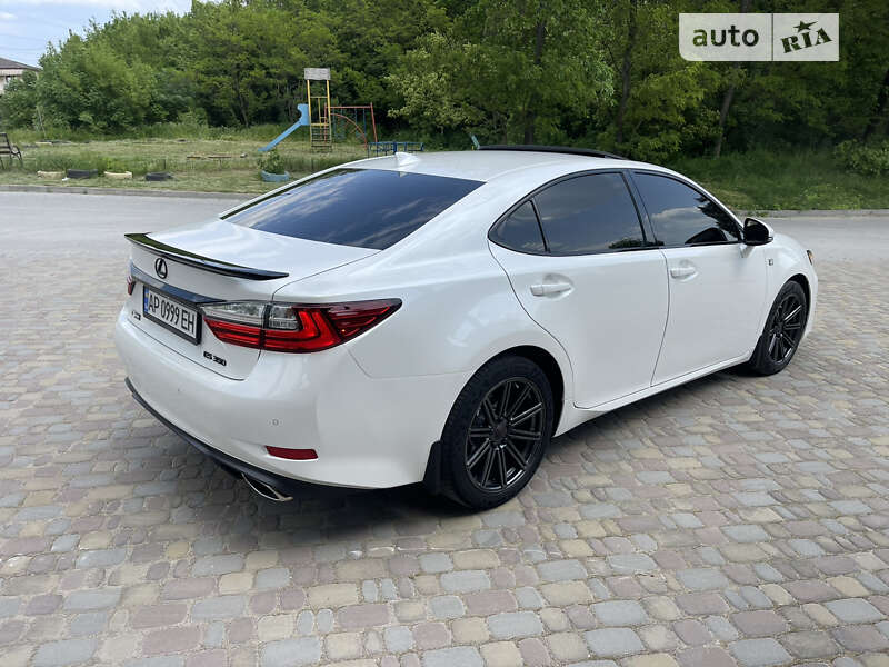 Седан Lexus ES 2017 в Запорожье