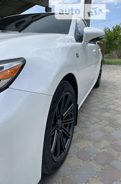 Седан Lexus ES 2017 в Запорожье