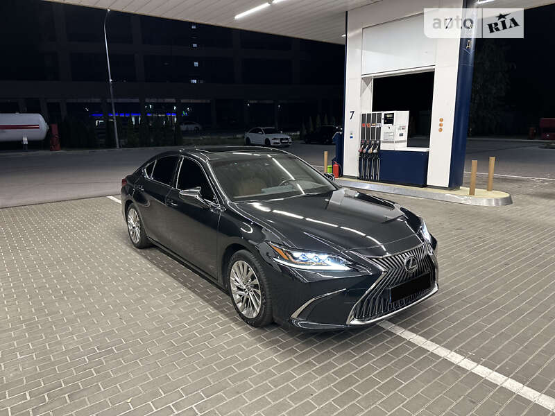 Седан Lexus ES 2019 в Днепре