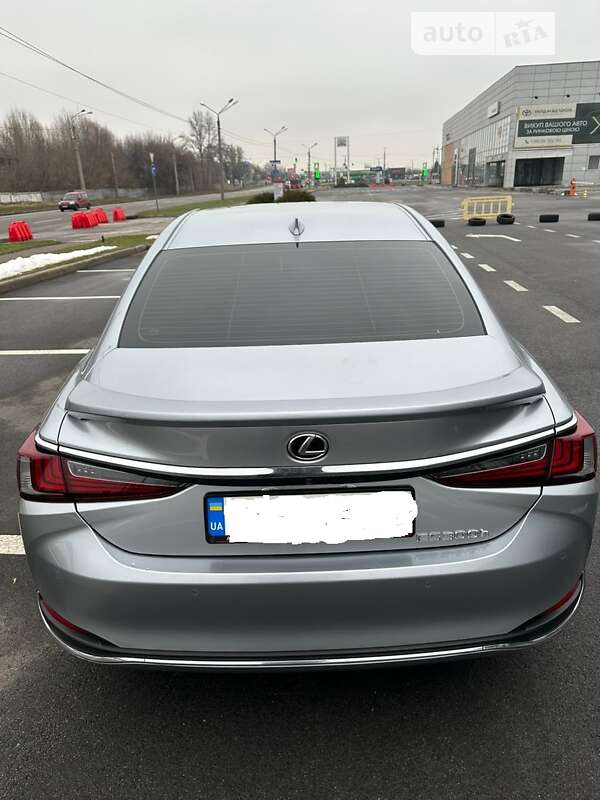 Седан Lexus ES 2023 в Одессе