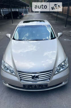 Седан Lexus ES 2011 в Киеве