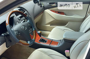 Седан Lexus ES 2011 в Києві