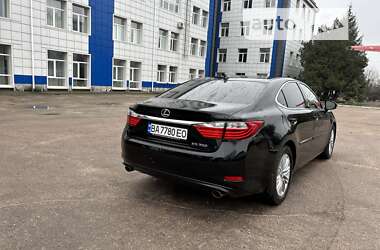Седан Lexus ES 2014 в Кропивницком