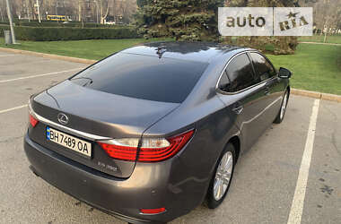 Седан Lexus ES 2014 в Одессе