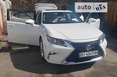 Седан Lexus ES 2014 в Харкові