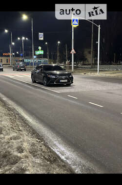 Седан Lexus ES 2019 в Виннице