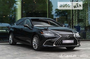 Седан Lexus ES 2022 в Дніпрі