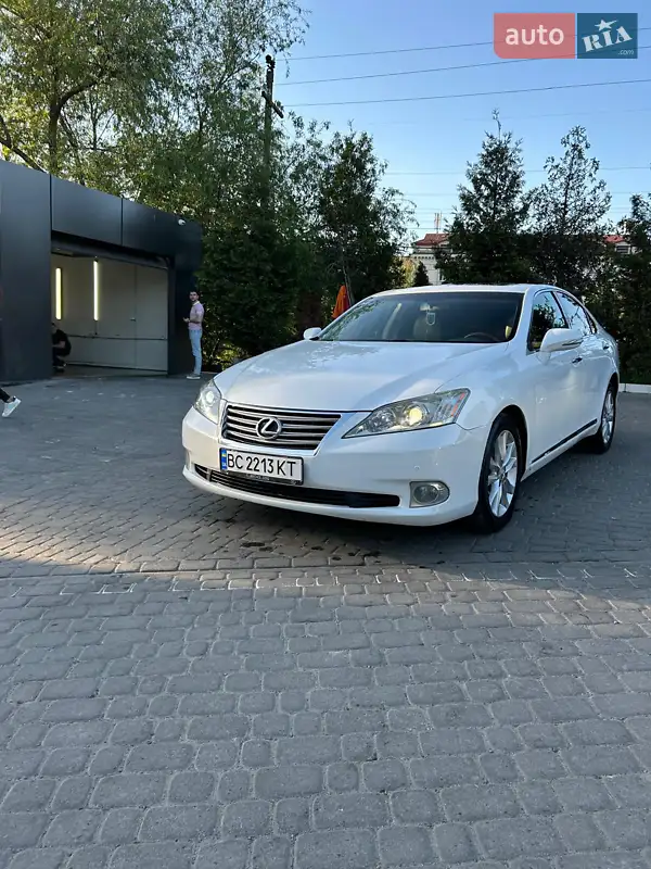 Lexus ES 2011
