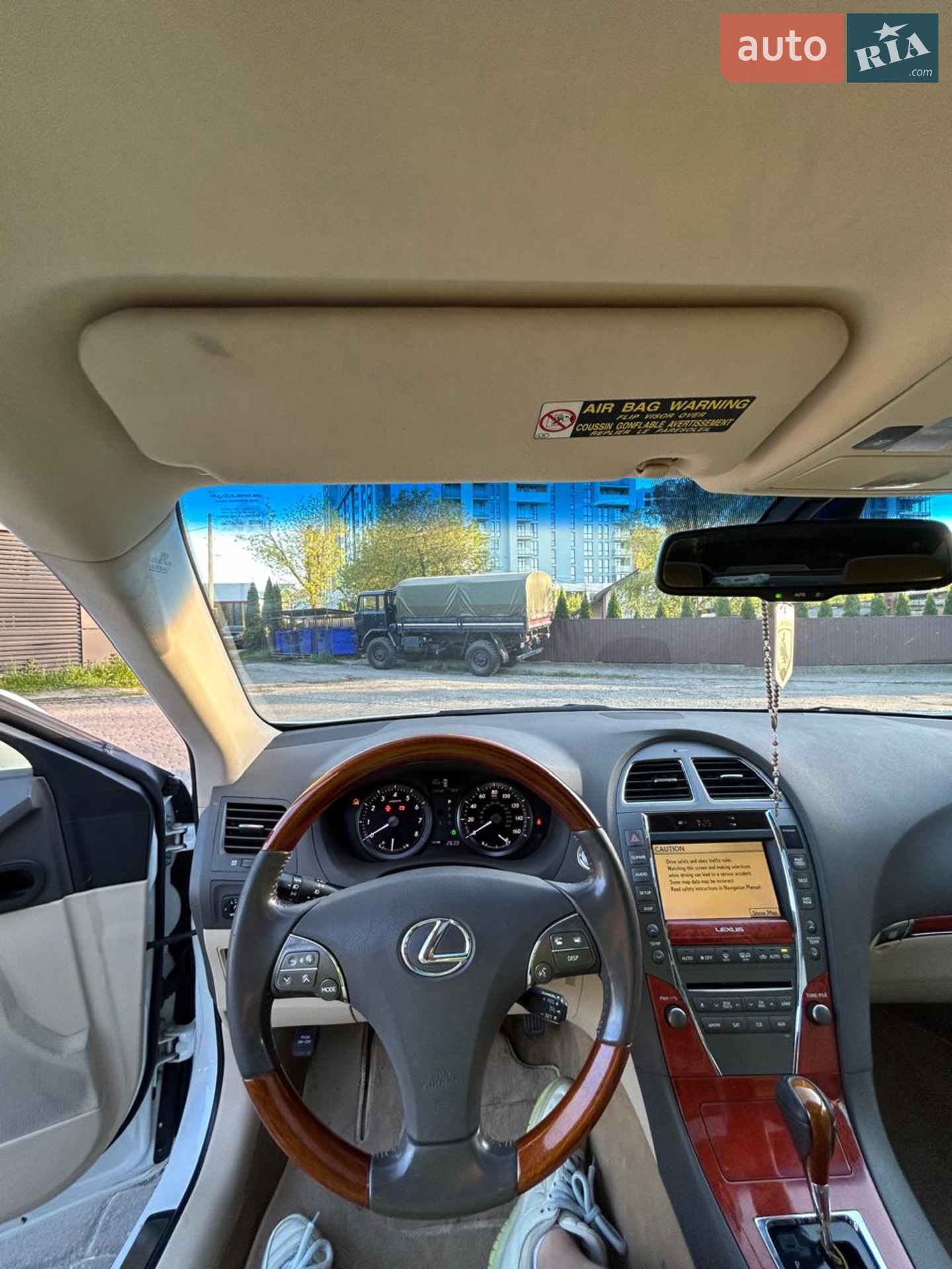 2011 Lexus ES - мініатюра 3