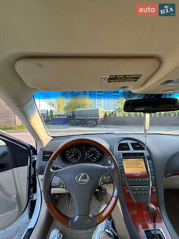 Седан Lexus ES 2011 в Львові фото 3 Седан Lexus ES 2011 в Львові