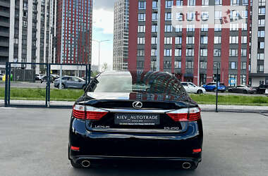 Седан Lexus ES 2013 в Киеве