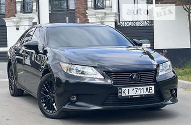 Седан Lexus ES 2014 в Белой Церкви