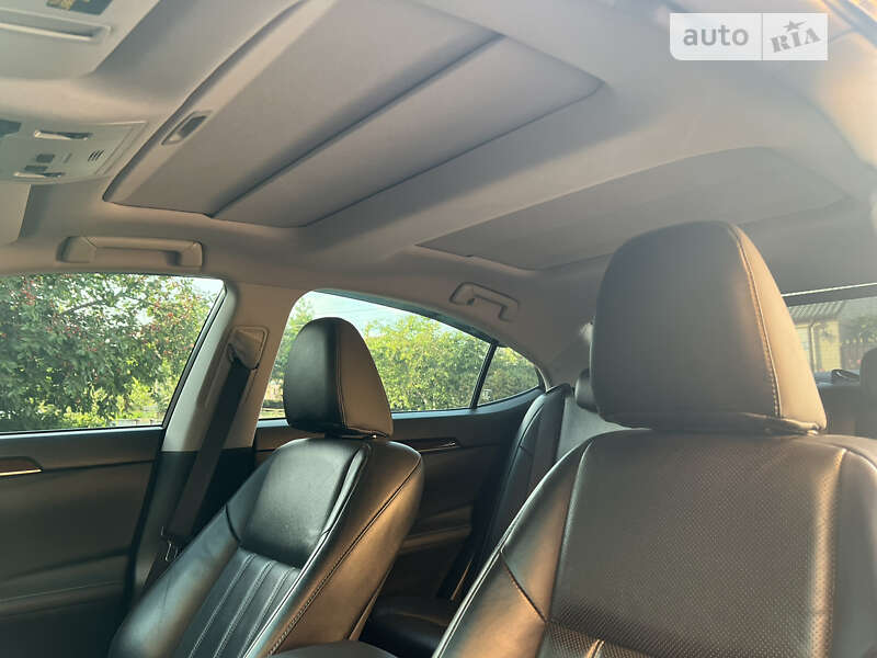 Седан Lexus ES 2018 в Кропивницком фото 33 Седан Lexus ES 2018 в Кропивницком