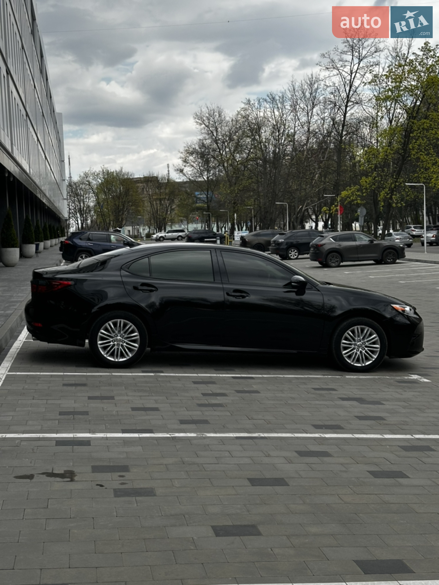 2015 Lexus ES - мініатюра 9