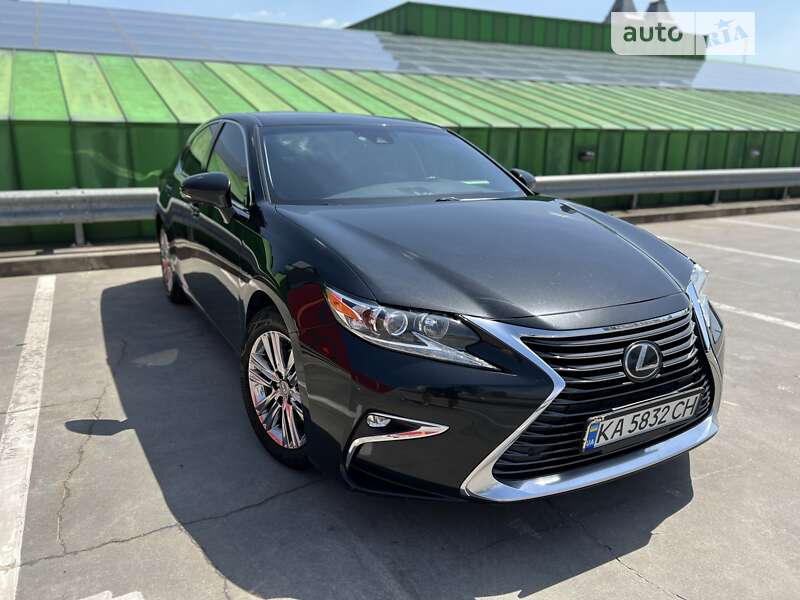 Lexus ES 2017