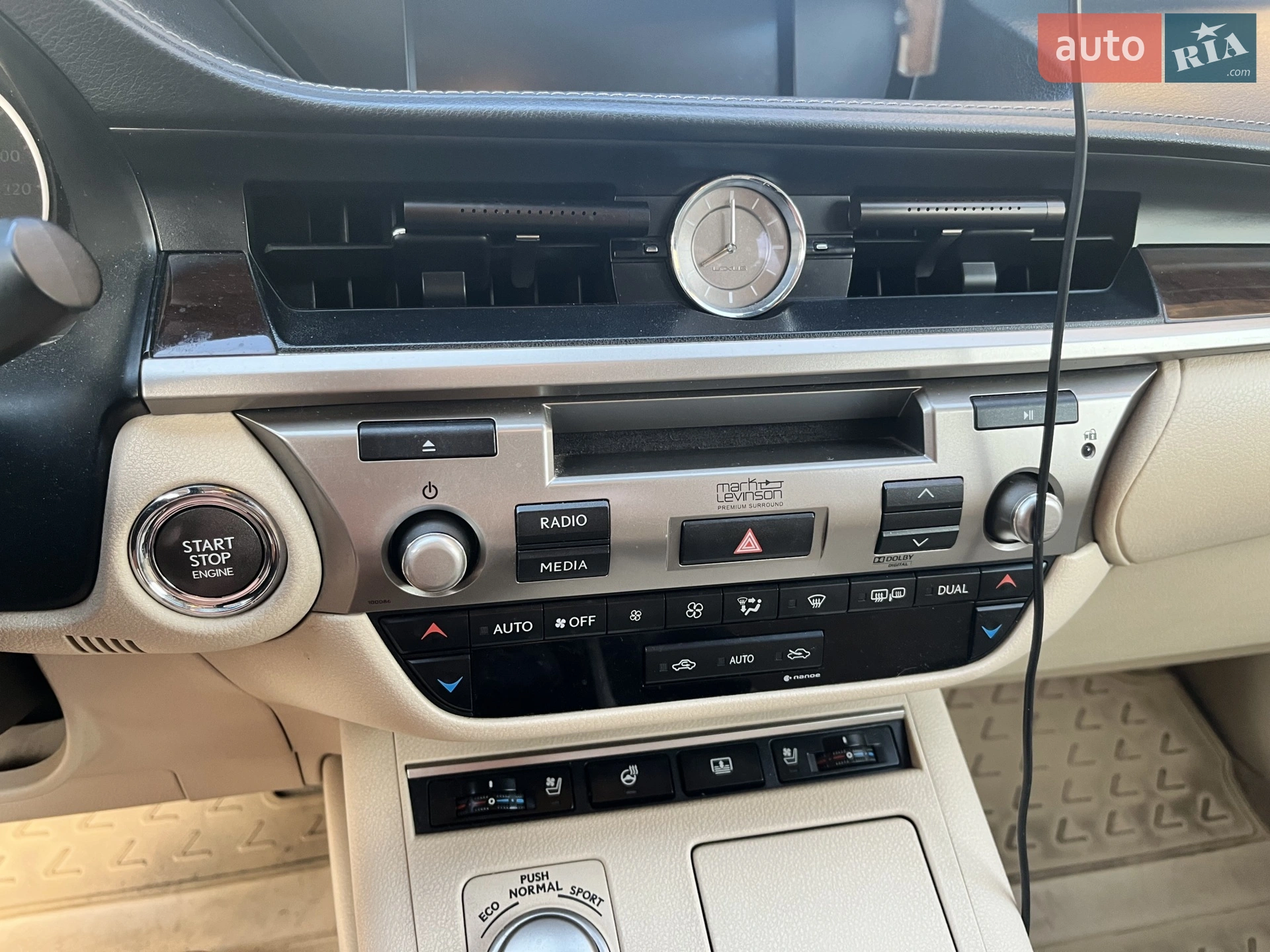 2012 Lexus ES - мініатюра 12