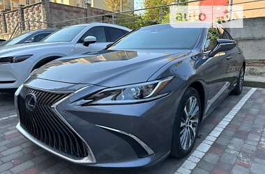 Седан Lexus ES 2021 в Києві