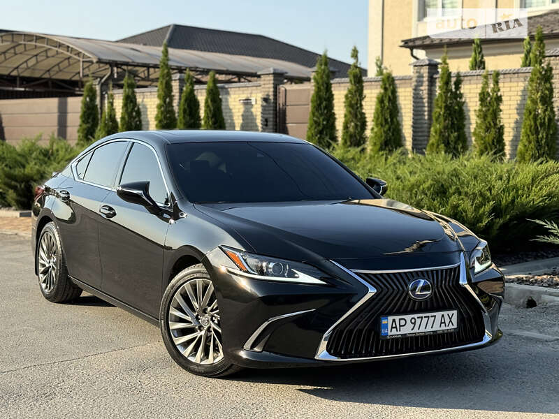 Седан Lexus ES 2019 в Днепре