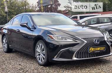 Седан Lexus ES 2019 в Коломиї