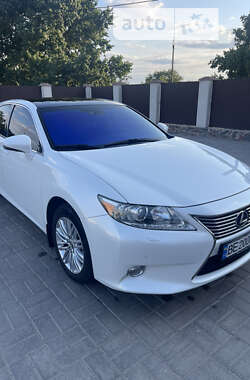 Седан Lexus ES 2012 в Вознесенске