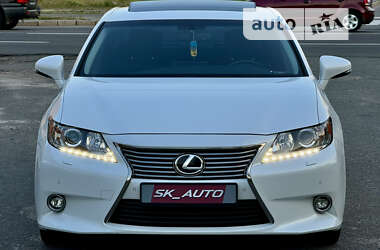 Седан Lexus ES 2014 в Києві