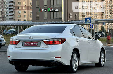 Седан Lexus ES 2014 в Києві