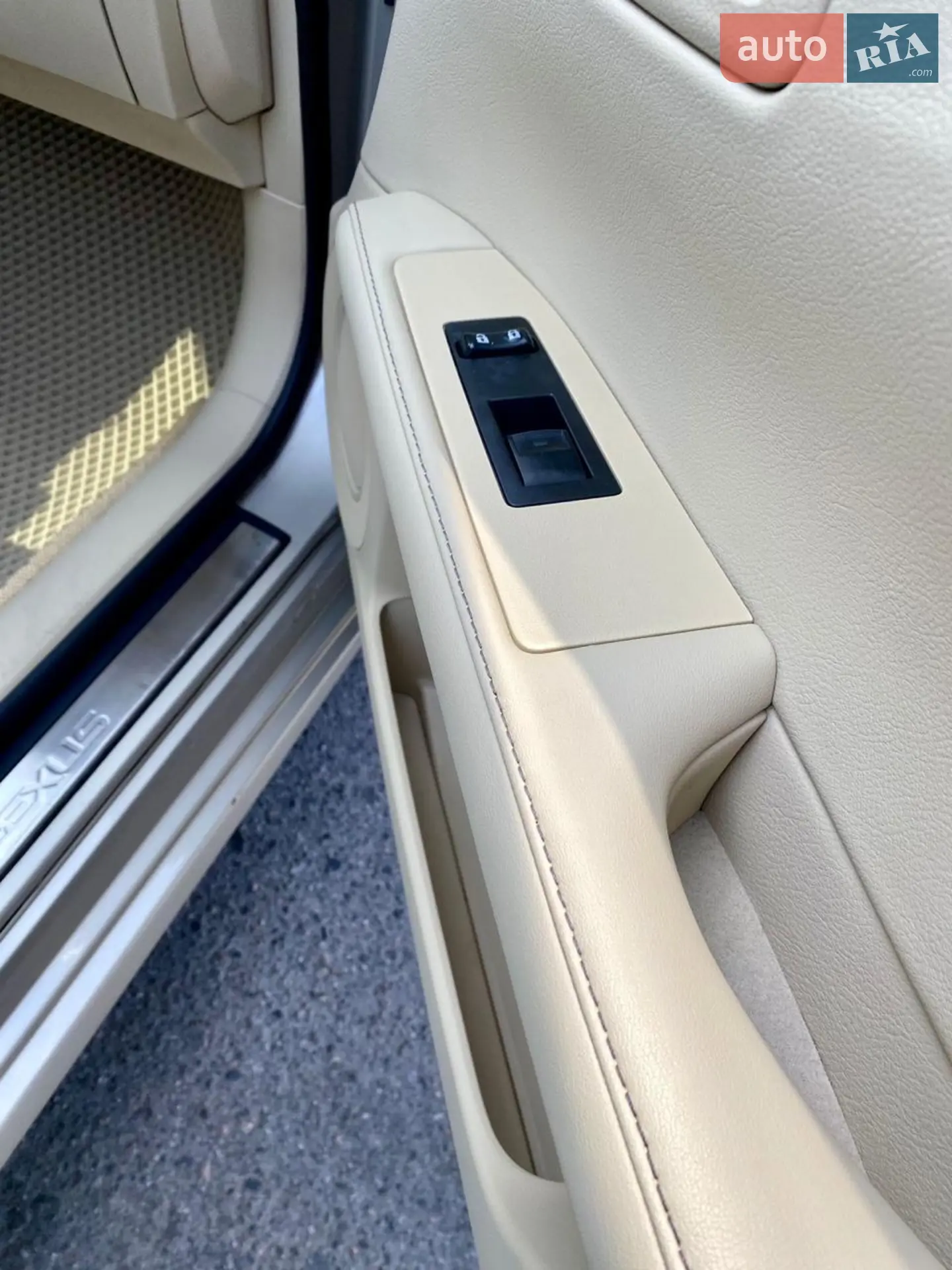 2013 Lexus ES - мініатюра 23