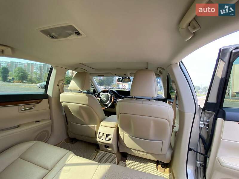 Седан Lexus ES 2013 в Черкассах