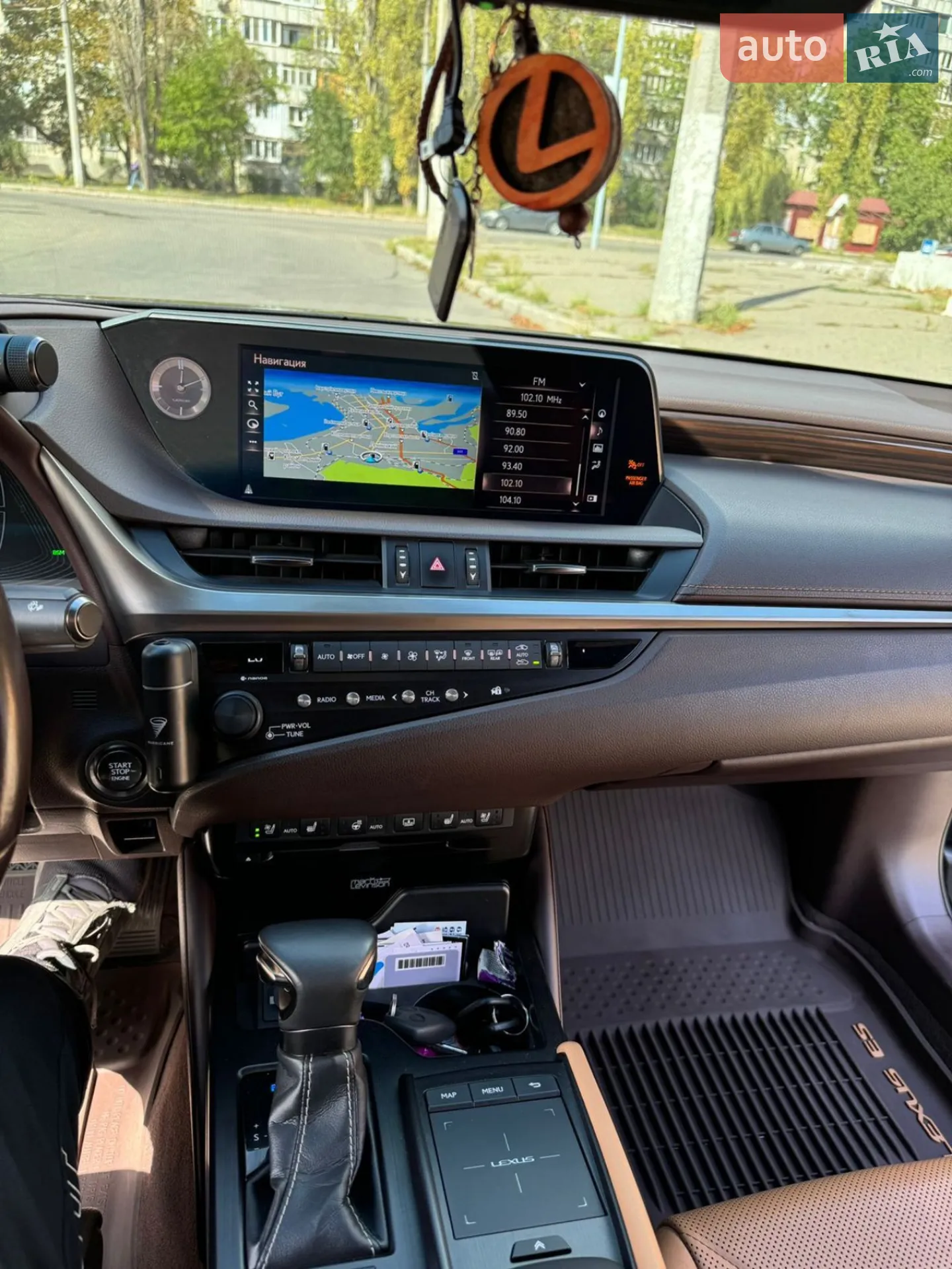 2019 Lexus ES - мініатюра 19