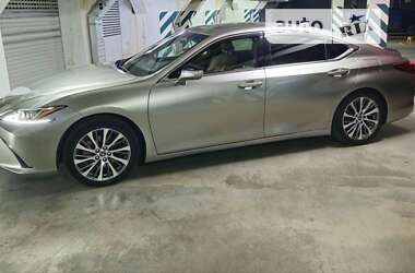 Седан Lexus ES 2020 в Києві