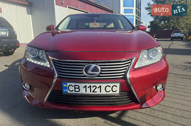 Седан Lexus ES 2014 в Чернигове