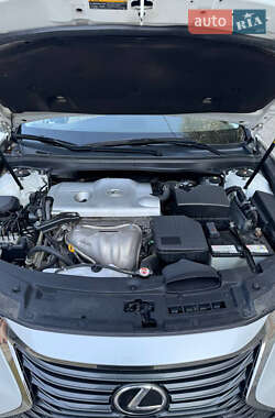 Седан Lexus ES 2016 в Днепре
