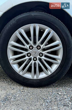 Седан Lexus ES 2016 в Днепре