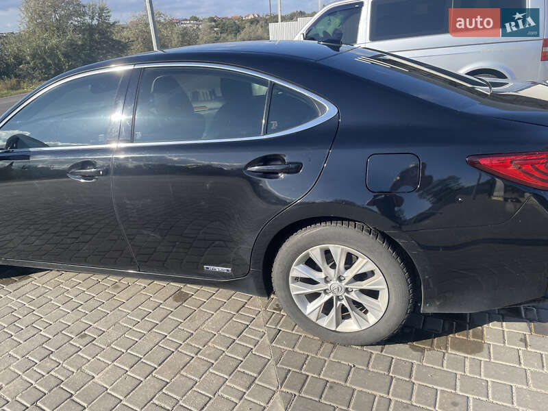 Седан Lexus ES 2012 в Одесі