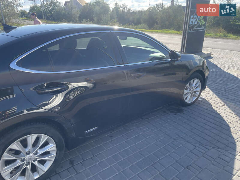 Седан Lexus ES 2012 в Одесі