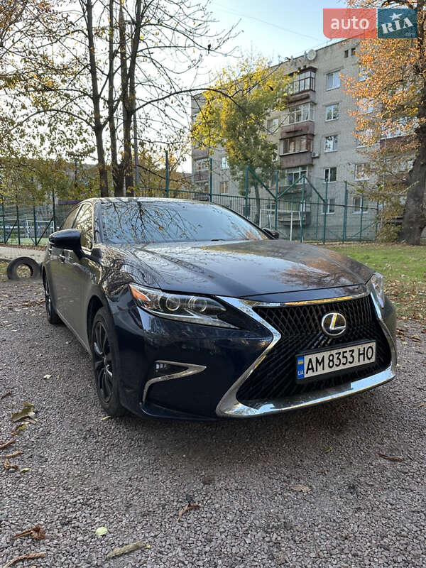 Lexus ES 2012