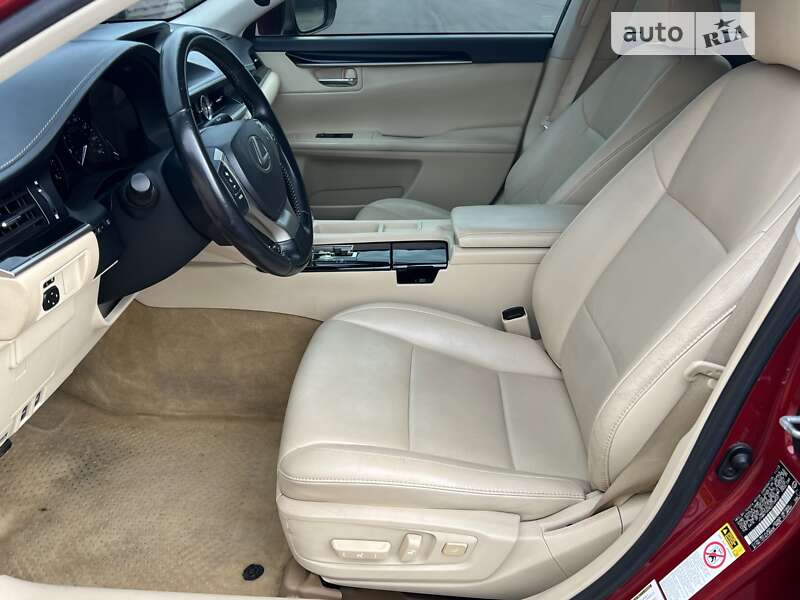 Седан Lexus ES 2013 в Киеве фото 35 Седан Lexus ES 2013 в Киеве