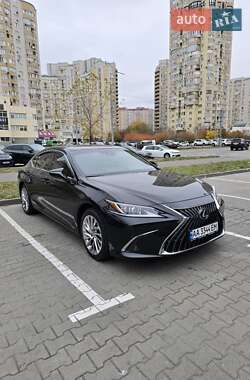 Седан Lexus ES 2021 в Киеве