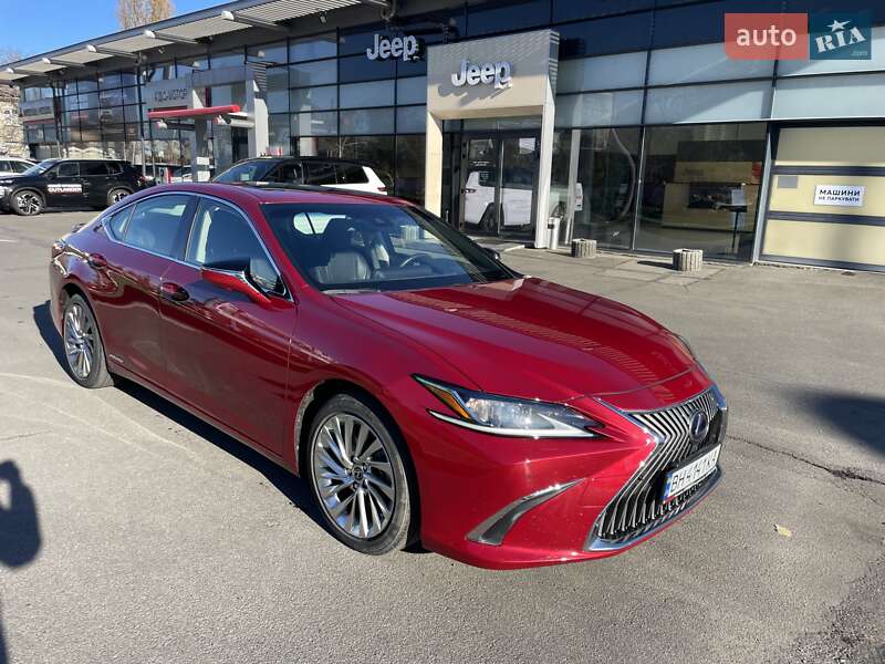 Lexus ES 2018