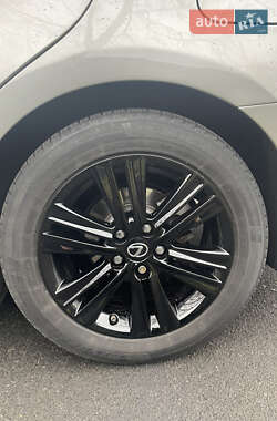 Седан Lexus ES 2014 в Черкассах