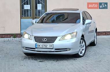 Седан Lexus ES 2007 в Рівному